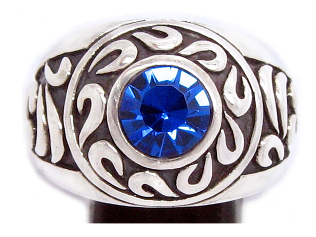 日本925純銀雕花荊棘紋藍水晶重手戒指