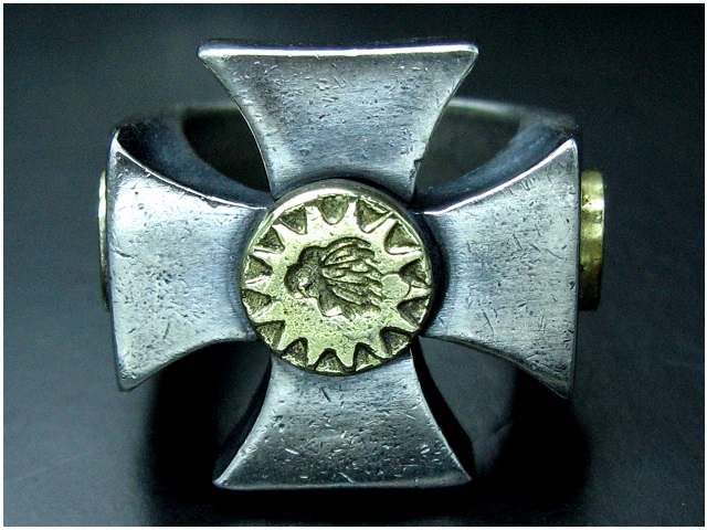 日本925純銀大款厚身立體十字架大戒指