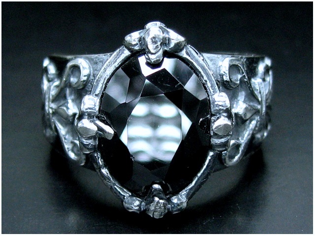 日本925純銀大款黑水晶雕花戒指