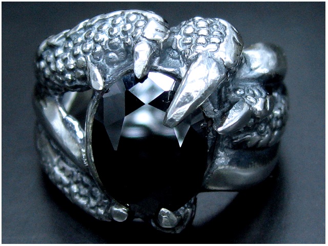 日本925純銀大款黑水晶厚身龍爪戒指