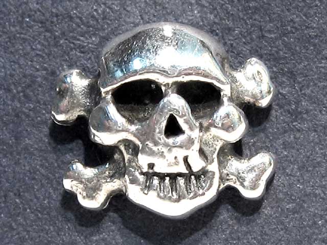 日本925純銀 cross 骷髏骨頭耳環