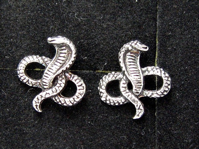 日本925純銀蛇耳環