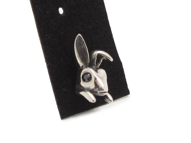 日本925純銀立體黑水晶白兔仔耳環