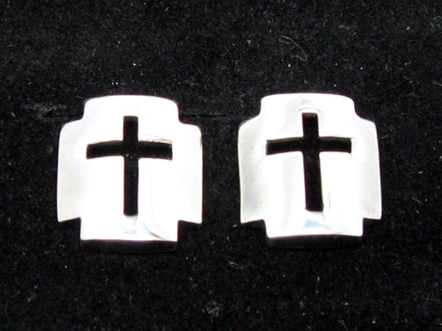 日本925純銀大款十字架盾牌款耳環