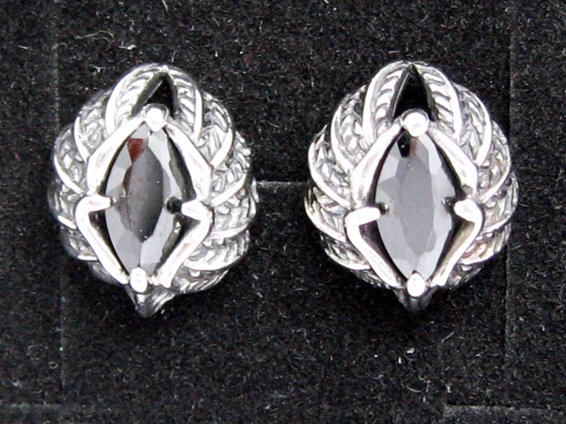 日本925純銀雙翼黑水晶耳環