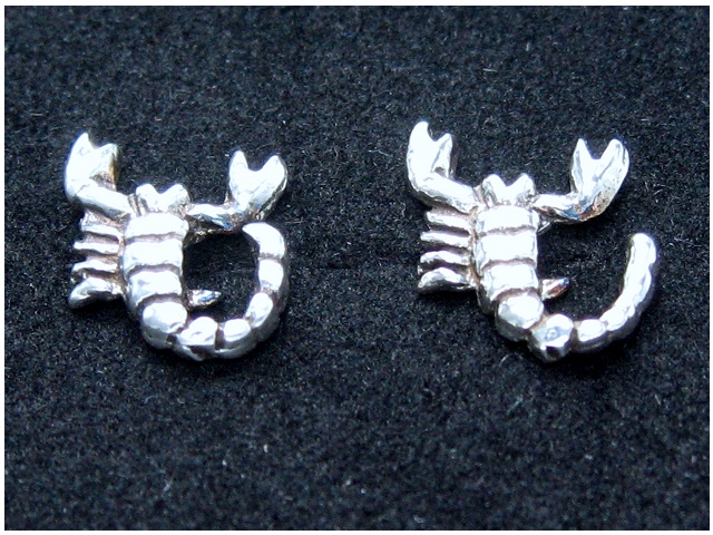 日本925純銀全隻大款蝎子耳環