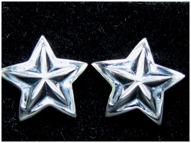 日本925純銀立體五角星耳環