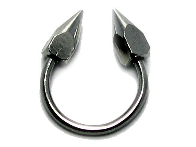 日本純手術精鋼半圓尖釘圈款耳環  可作唇環